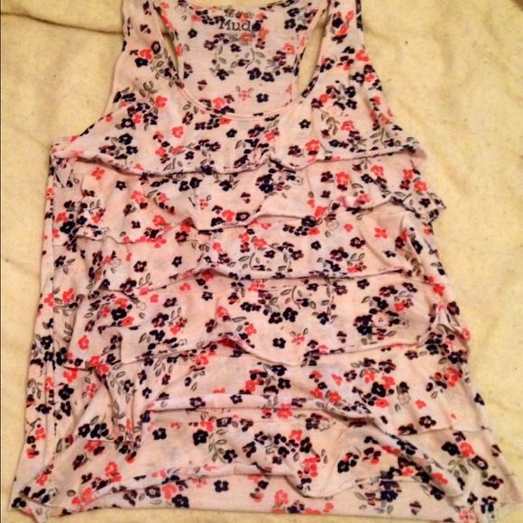 Floral tank top - Picture 1 of 3