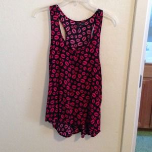 🔴SOLD🔴 Lip printed dress tank