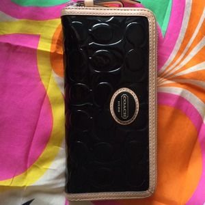 Coach wallet