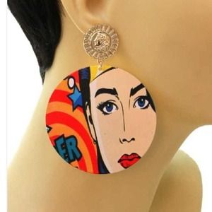 😍😍😍hot earrings😍😍😍