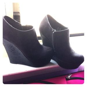 Wedge booties