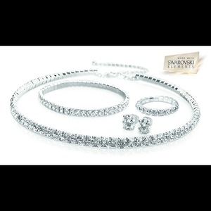 Swarovski Elements 4-Piece Gift Set