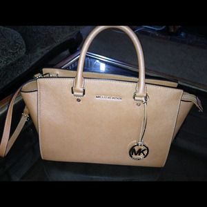 Michael Kors Bag