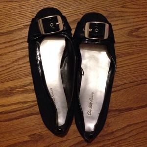 Black flats with buckle (used)