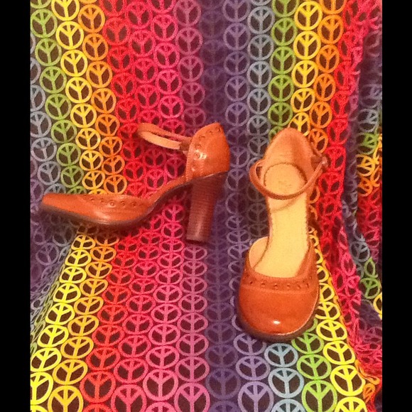 Miss Bisou heels bundle this &scarf for little lady
