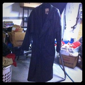 Beautiful Mint Condition Leather Trench Coat