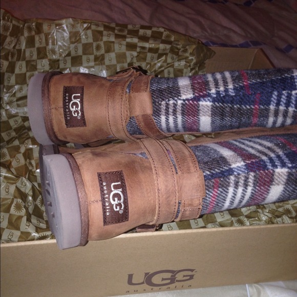 **REDUCED** Ladies UGG Boots Size 10