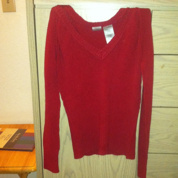 2 fuzzy sweaters - Picture 1 of 2