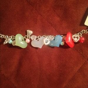 Heart charm bracelet NIB