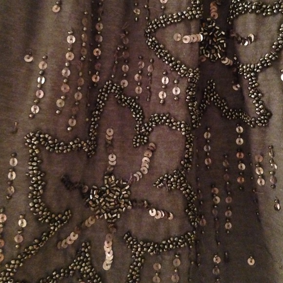 Short sequined skirt - Picture 2 of 3