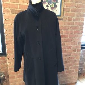 Elegant Black 3/4 Length Wool Swing Coat