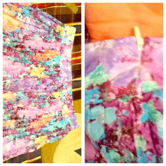 Fully Lined Pleated Flower Patterned Skirt