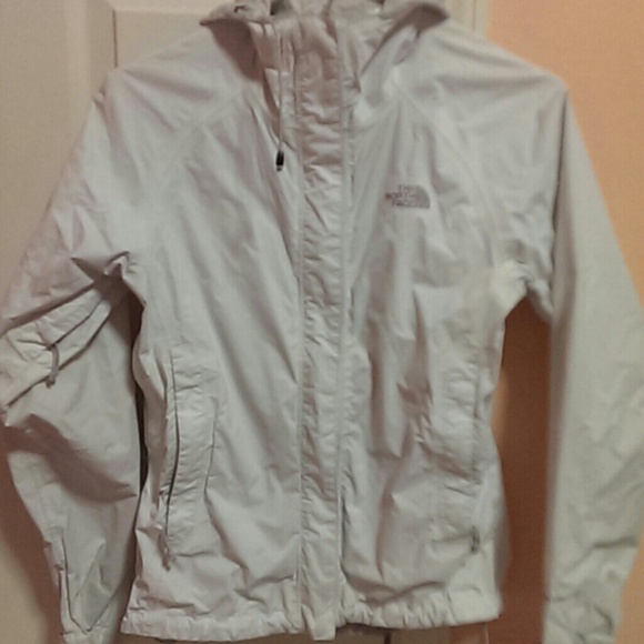 (ON HOLD)Northface white windbreaker