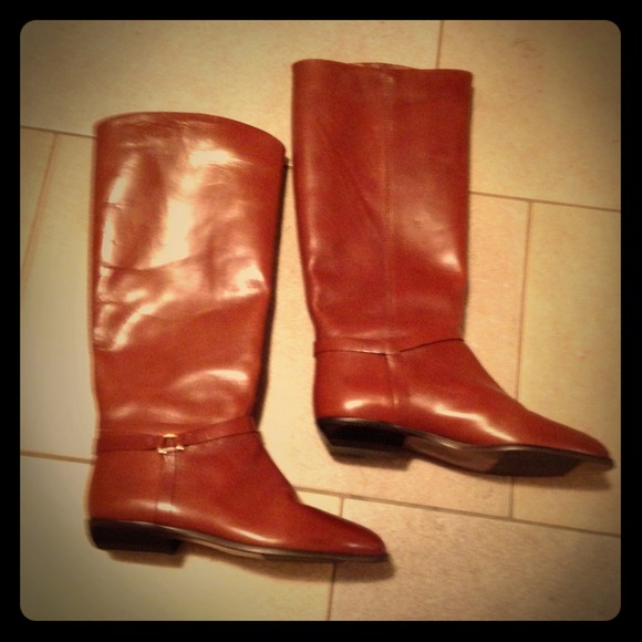 NWOT BROWN RIDING BOOTS