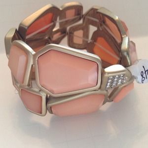 🆕 Light Coral and Gold Stretch Bracelet