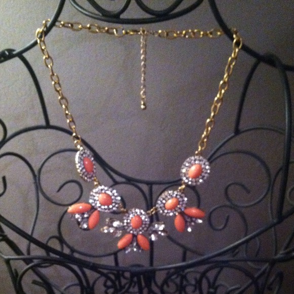 💓Brand new J Crew inspired Necklace💓 - Picture 3 of 3