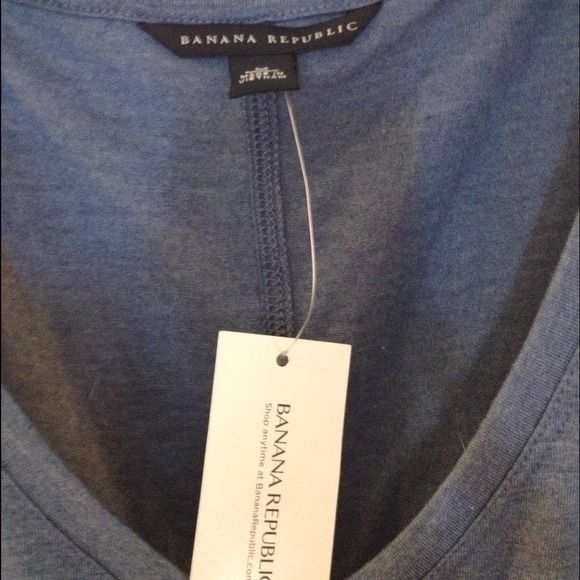 SOLD. NWT Banana Republic Day Dress - Picture 2 of 2