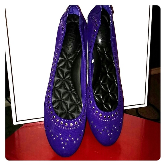 Flat Shoe