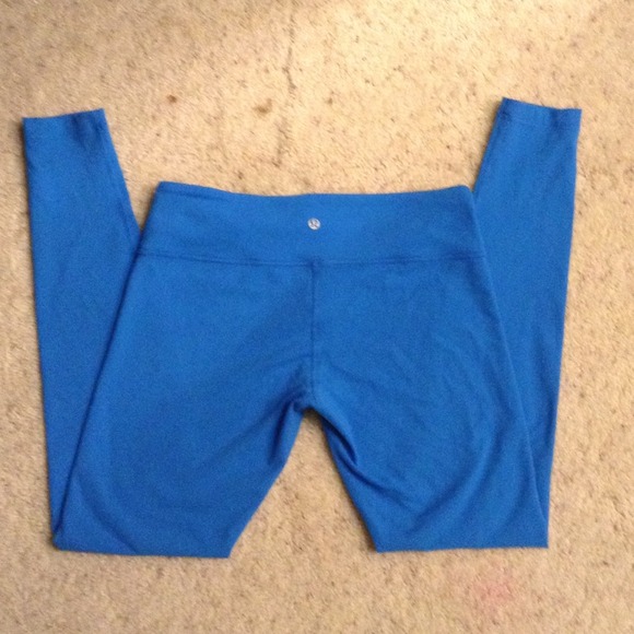 Sold!!!Lululemon wunder unders full length pants