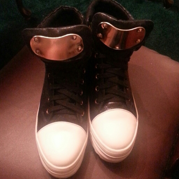 Nature Breeze Platforms