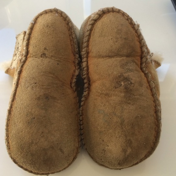 Baby uggs - Picture 3 of 3