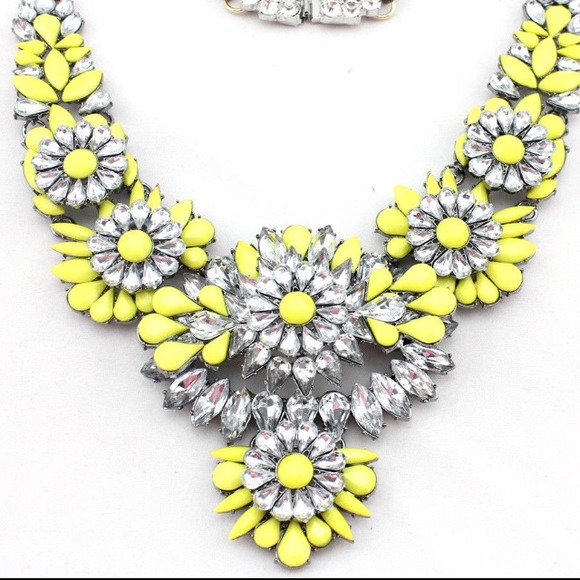 Yellow statement necklace