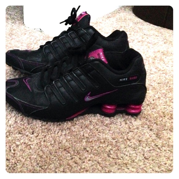 Nike Shox - Never Worn! 👍👏