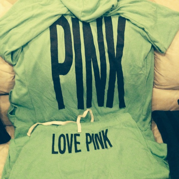 Victoria Secret Large Jogging Suit ON HOLD