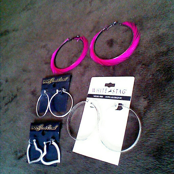 Earrings bundle - Picture 2 of 2