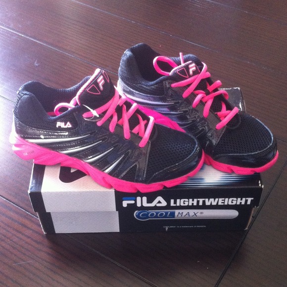 Brand new! Never Been worn Fila tennis shoes