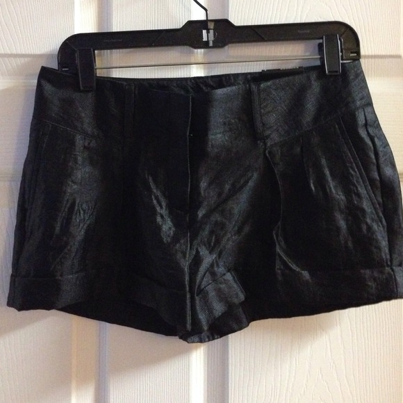 Express black dress shorts NWT size 4 - Picture 1 of 2