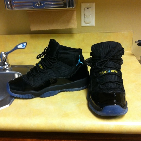 Just sharing my new gamma blue jordans
