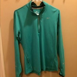 Nike green long sleeve shirt