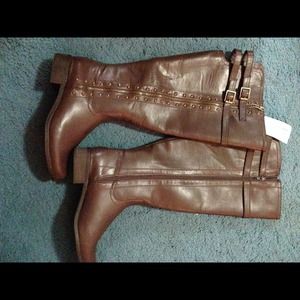 *WIDE CALF* Chocolate Brown Boots!!