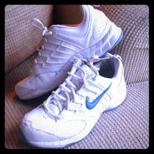 Nike (315345-141) size 10