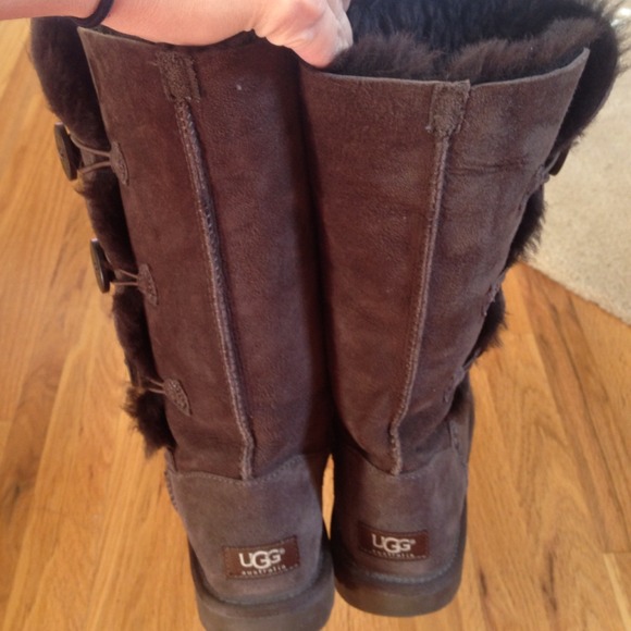 Price Reduced UGG brown