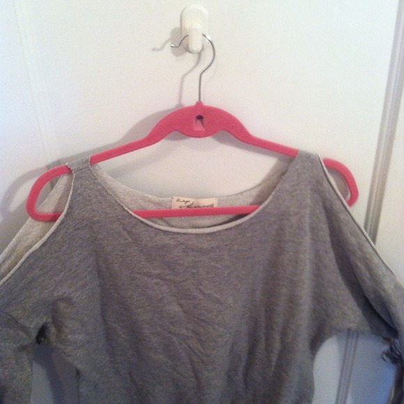 Vintage Havana sexy cold shoulder grey sweater - Picture 2 of 3