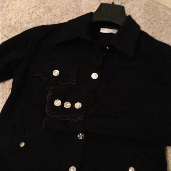 Jacket - Picture 2 of 4