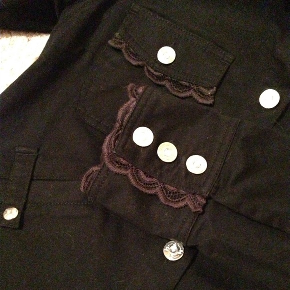 Jacket - Picture 3 of 4