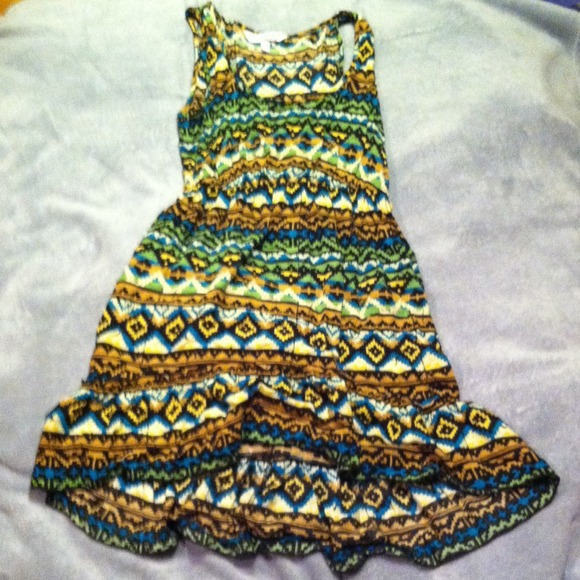 Aztec patter ruffle high lo dress