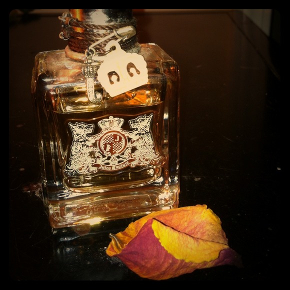 Juicy Couture perfume