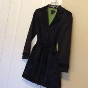 3/4th length black coat