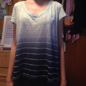 short sleeve, blue ombré v-neck