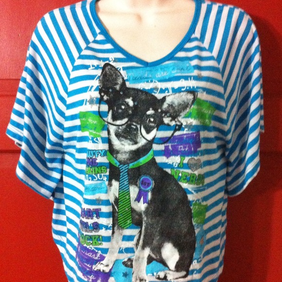 Butterfly top with dog on it.