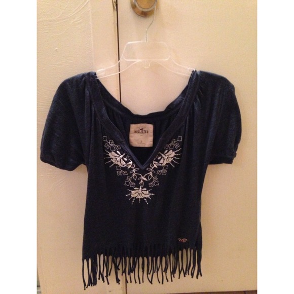 Hollister vneck