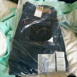 Levi's Curvy Jeans
