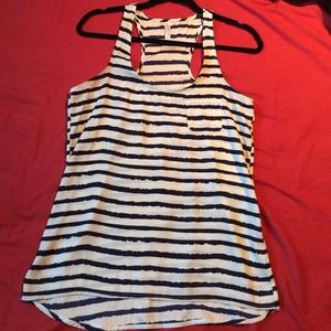 White & Blue strip tank top ❌⭕️❌ bundle trade