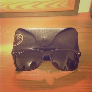 💥PRICE REDUCTION💥 Conch Shell Raybans