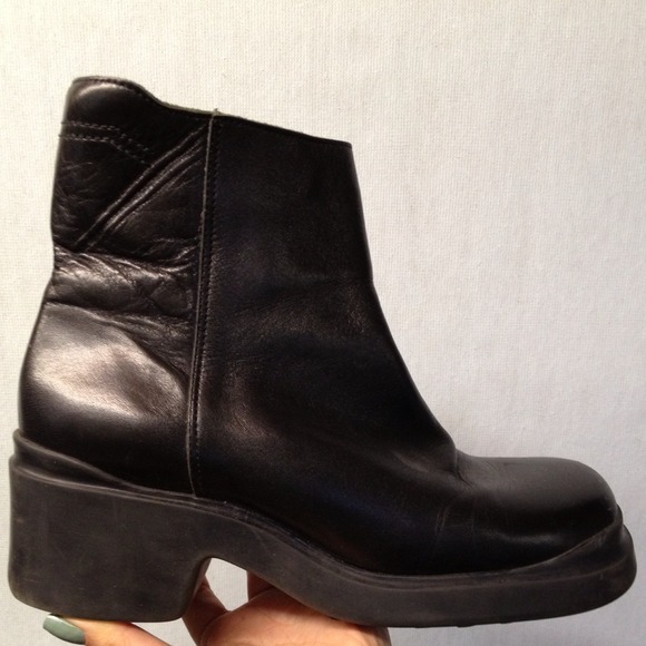 vintage Nine West boots