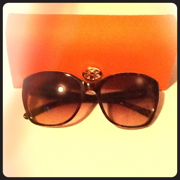 Tory Burch Sunglasses 🚫REDUCED PRICE🚫